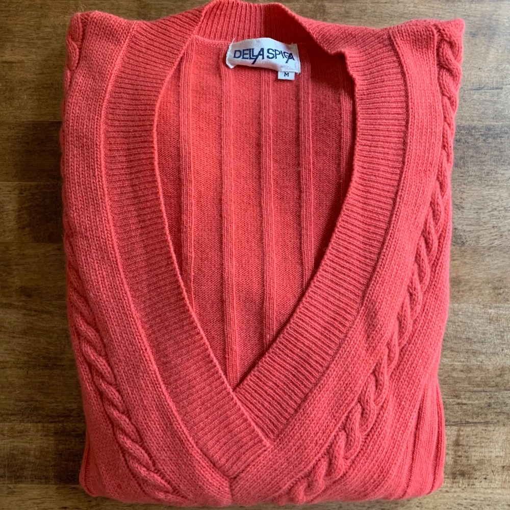 100% 3-Ply Cashmere Coral V-Neck Sweater | Made in Hong Kong | M | Vintage